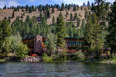 Island Lodge at Salmon Lake