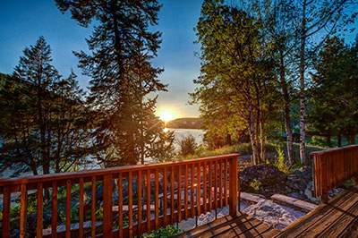 Island Lodge at Salmon Lake