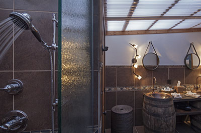 River Camp - En Suite Bathroom