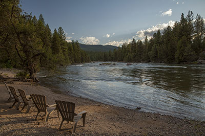 River Camp - Relax on the shore of the Blackfoot River
